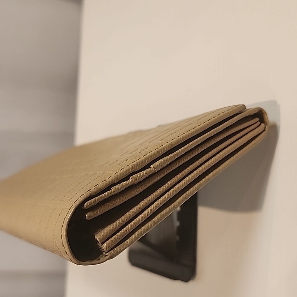 Burberry Long Wallet With Box - Picture 6 of 17